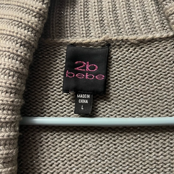 Oversized Cardigan Size Large - Picture 2 of 4